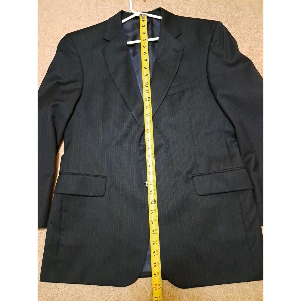 Jos. A. Bank Men's Black Striped Two Button Sport Coat Blazer Wool  Size 42 RG